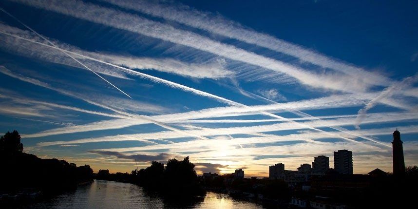 Chemtrails: White House Openly Exploring Ways To Cool Earth By Reflecting Back Sunlight
