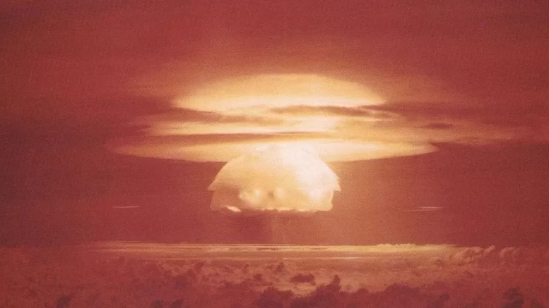 Eric Schmidt: KI ist so mächtig wie Atombomben
